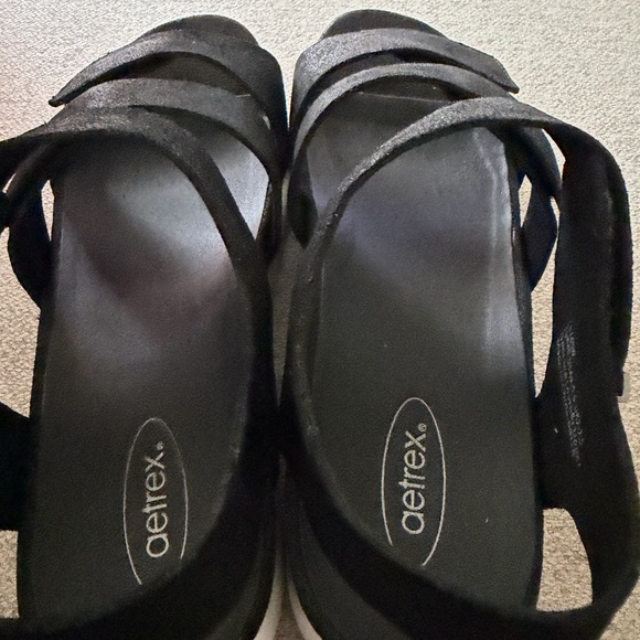 Aetrex Black Strap Sandals - Picture 4 of 7